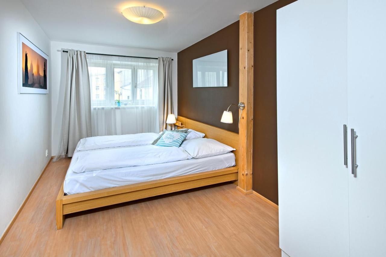 Downtown Suites Chlumova Praga Exterior foto