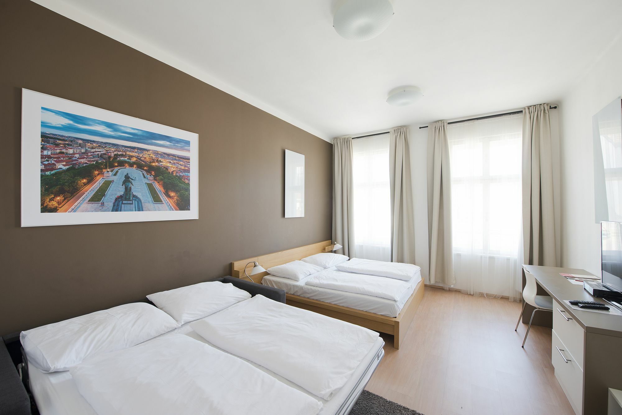 Downtown Suites Chlumova Praga Exterior foto